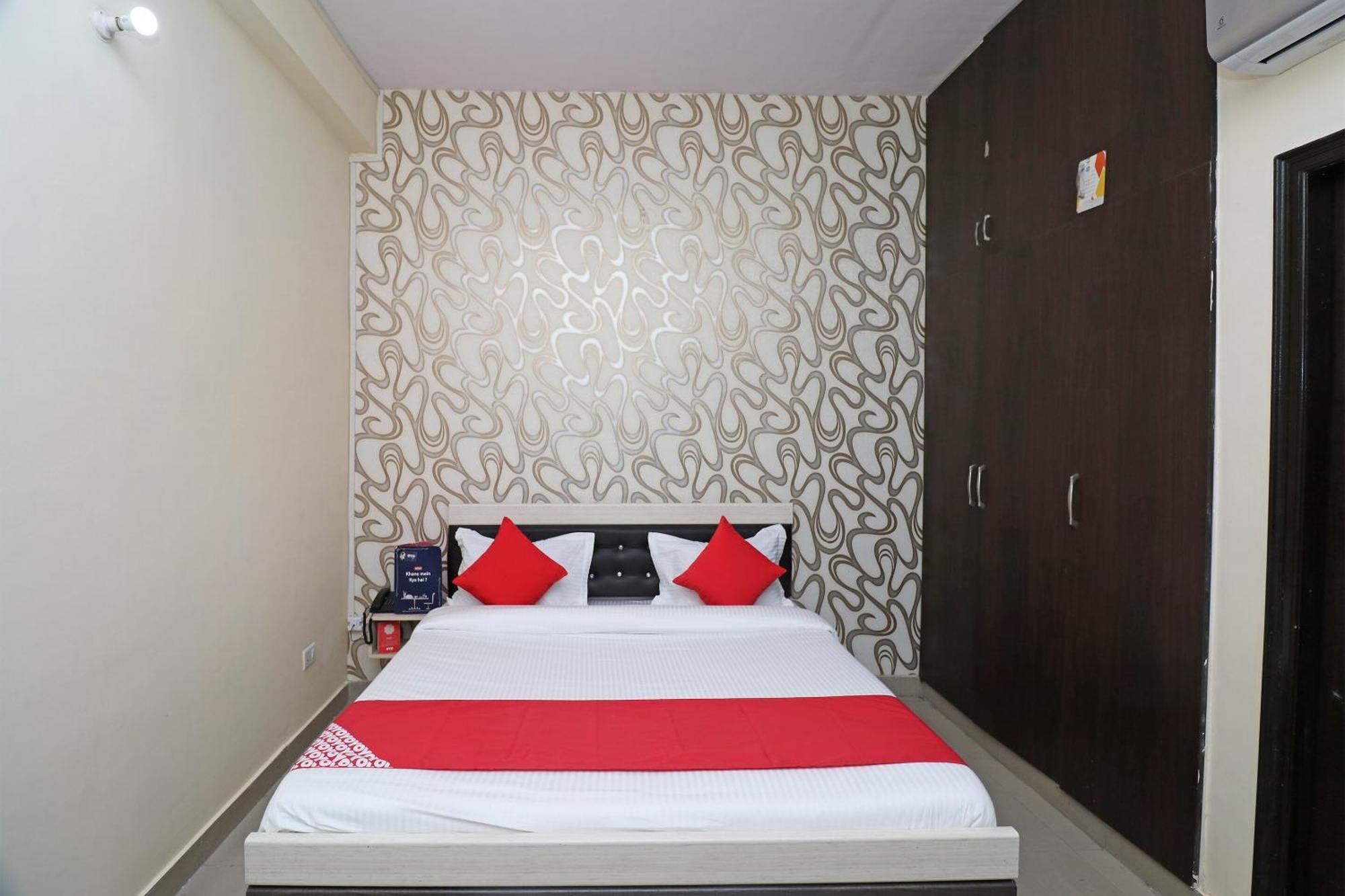 Hotel O Dream Residency Фаридабад Экстерьер фото